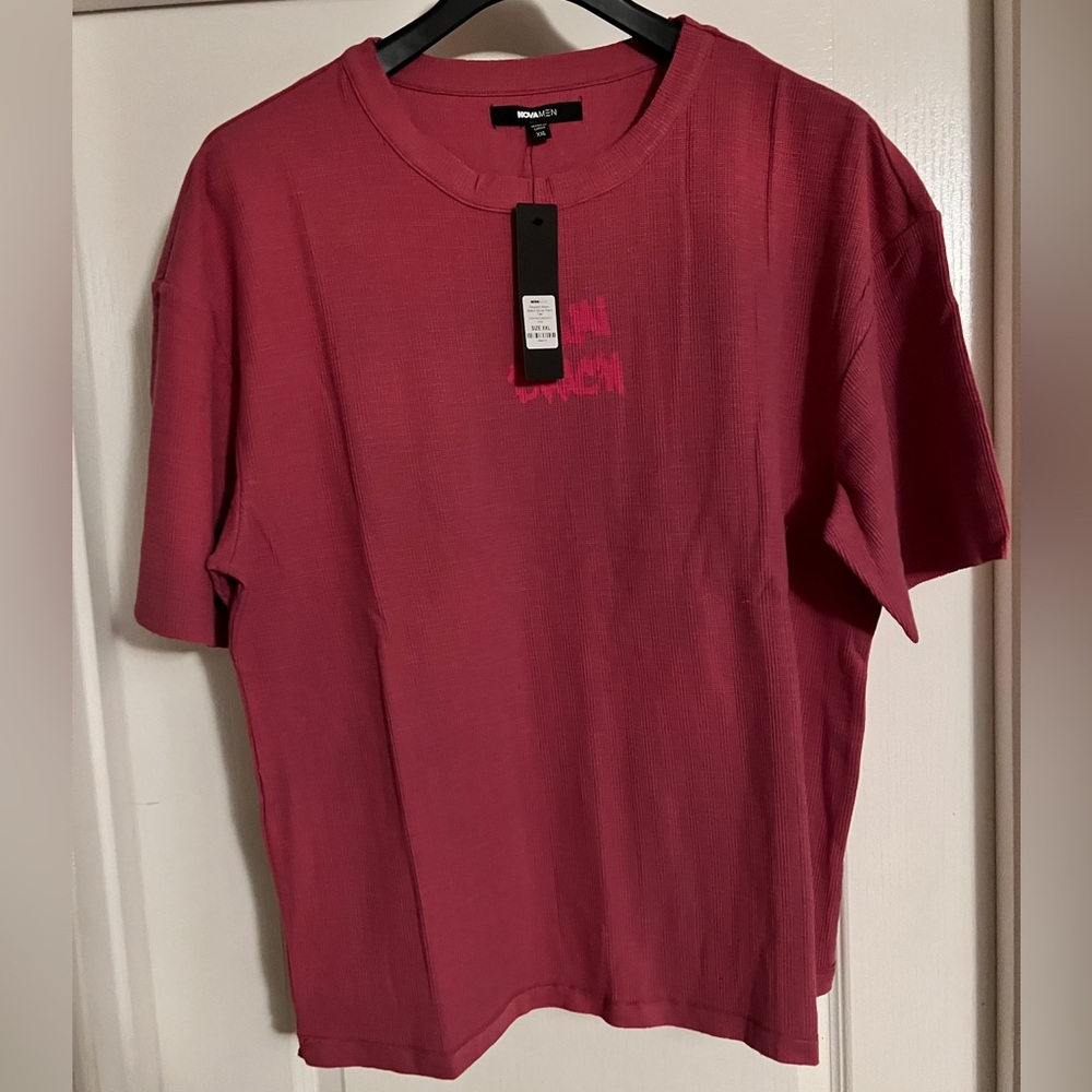 Fashion nova Men's reddish textured T-Shirt size XXL